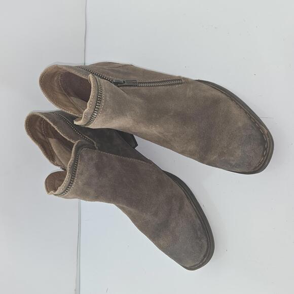 Born Shoes - 0312 Born Taupe Bootie‎ Women's Size 8M